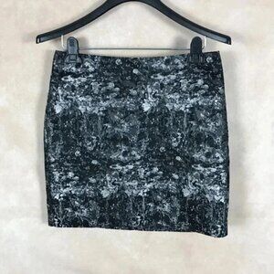 BANANA REPUBLIC Silver Patterned Jacquard Mini Skirt Size 2